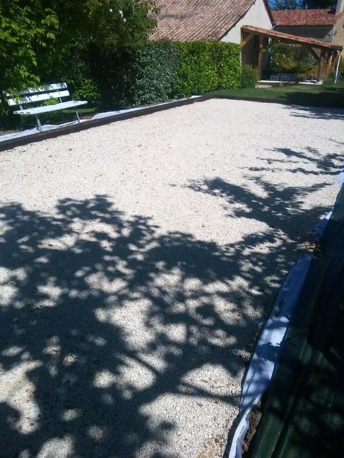 Villa Charmante A Bosset Avec Piscine Partagee Екстериор снимка
