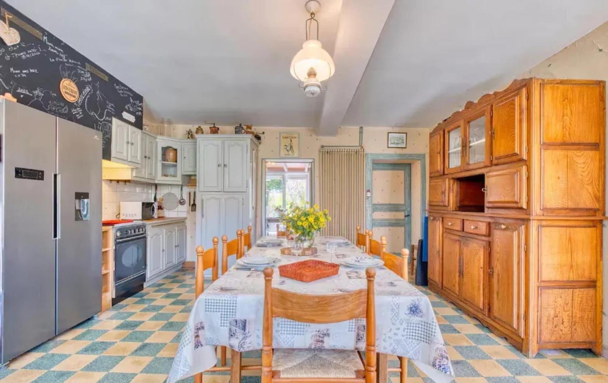 Villa Charmante A Bosset Avec Piscine Partagee Екстериор снимка